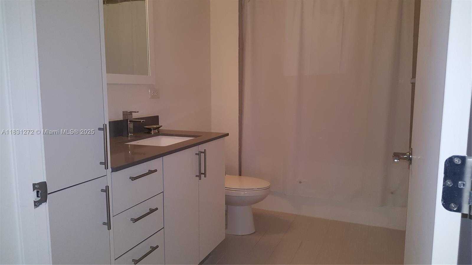 Small Image of 999 SOUTH WEST 1ST AVE #2514, Miami Number 5