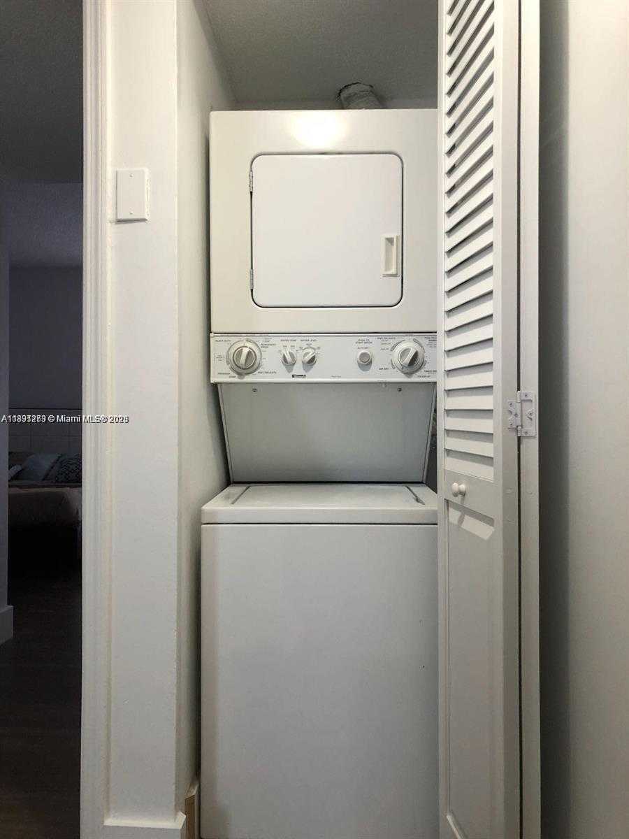 Small Image of 8670 NORTH WEST 6TH LN #4-208, Miami Number 13