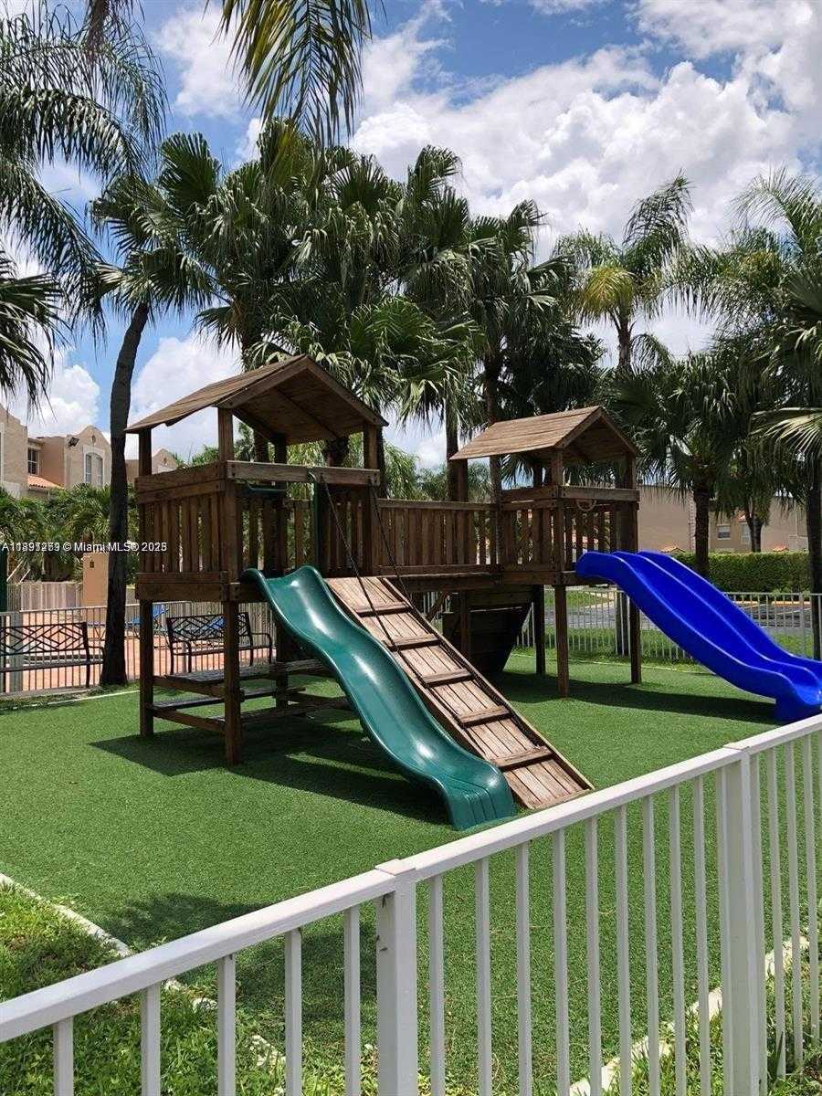 Small Image of 8670 NORTH WEST 6TH LN #4-208, Miami Number 14