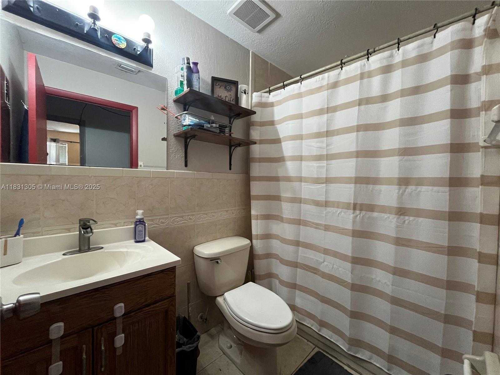 Small Image of 450 NORTH WEST 214TH ST #205, Miami Gardens Number 17