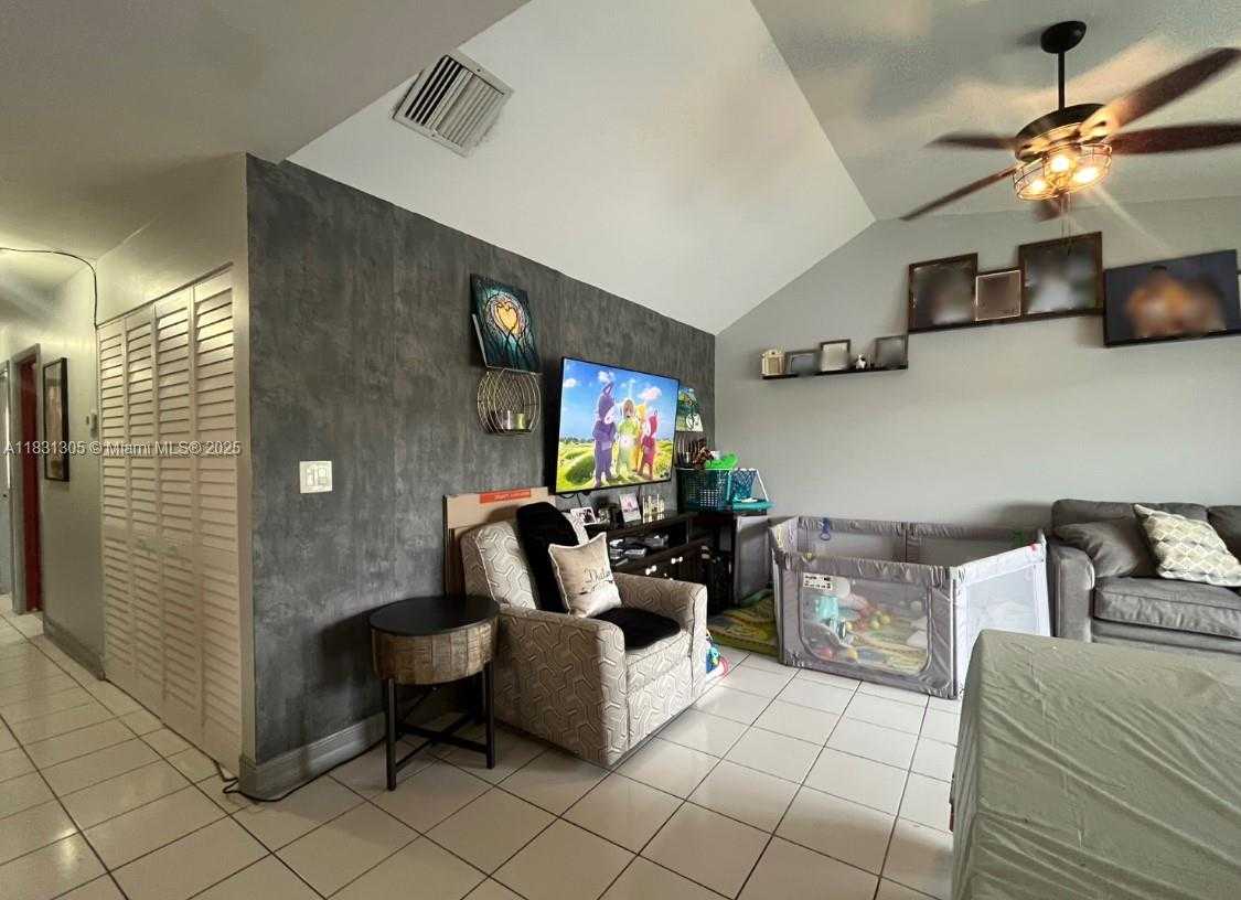 Small Image of 450 NORTH WEST 214TH ST #205, Miami Gardens Number 6