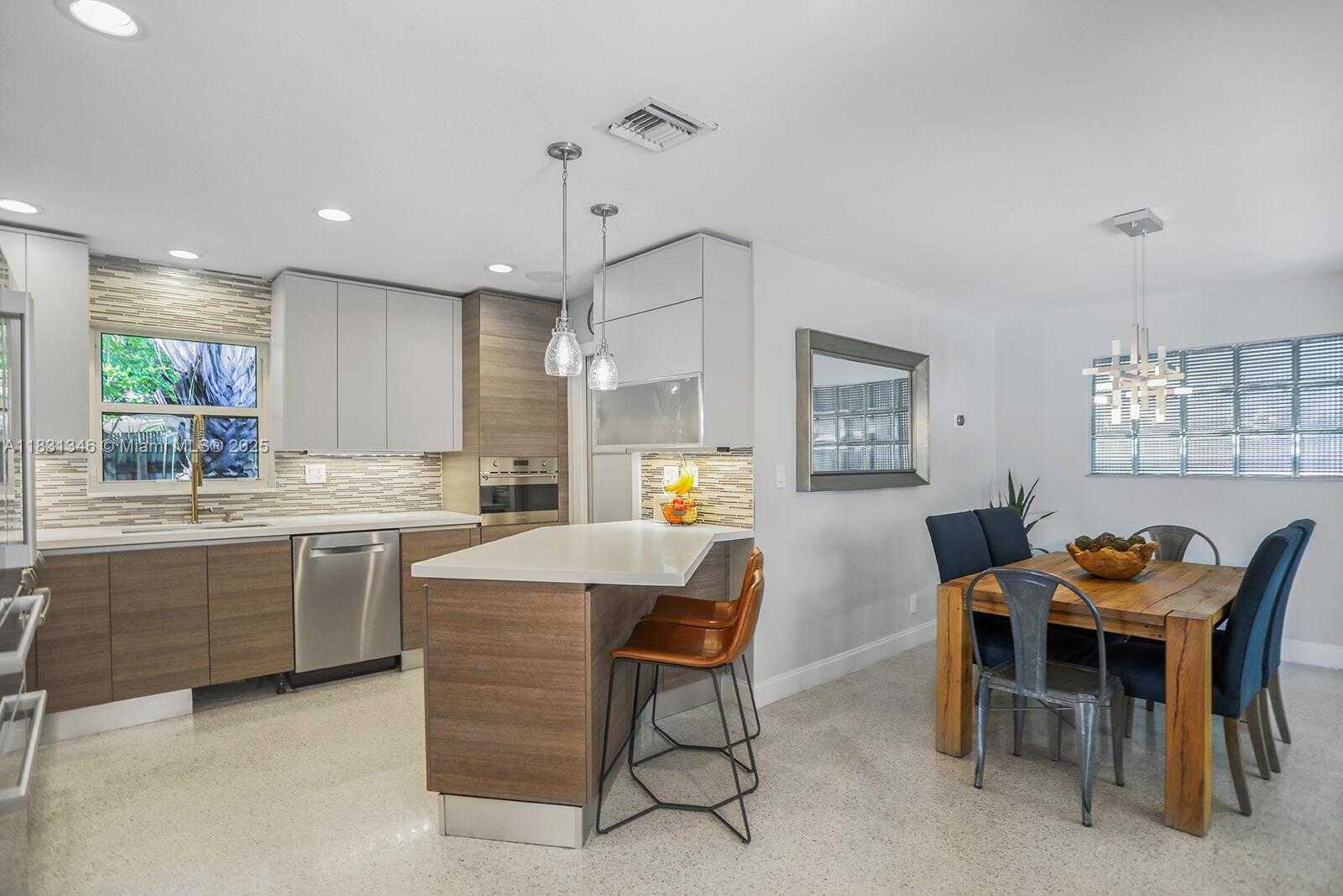 Small Image of 2509 NORTH EAST 22ND TER, Fort Lauderdale Number 11