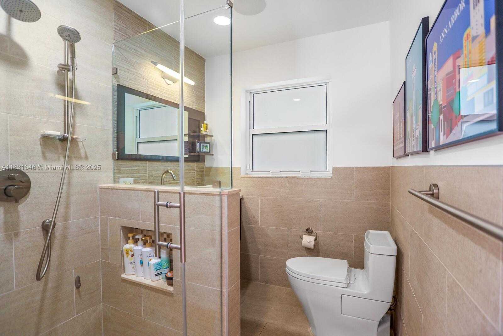 Small Image of 2509 NORTH EAST 22ND TER, Fort Lauderdale Number 18