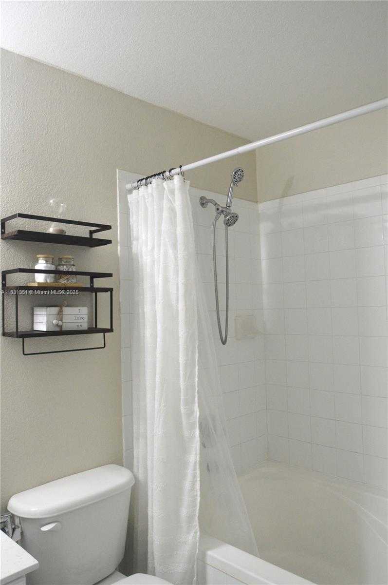 Small Image of 8912 WEST FLAGLER ST #216, Miami Number 21
