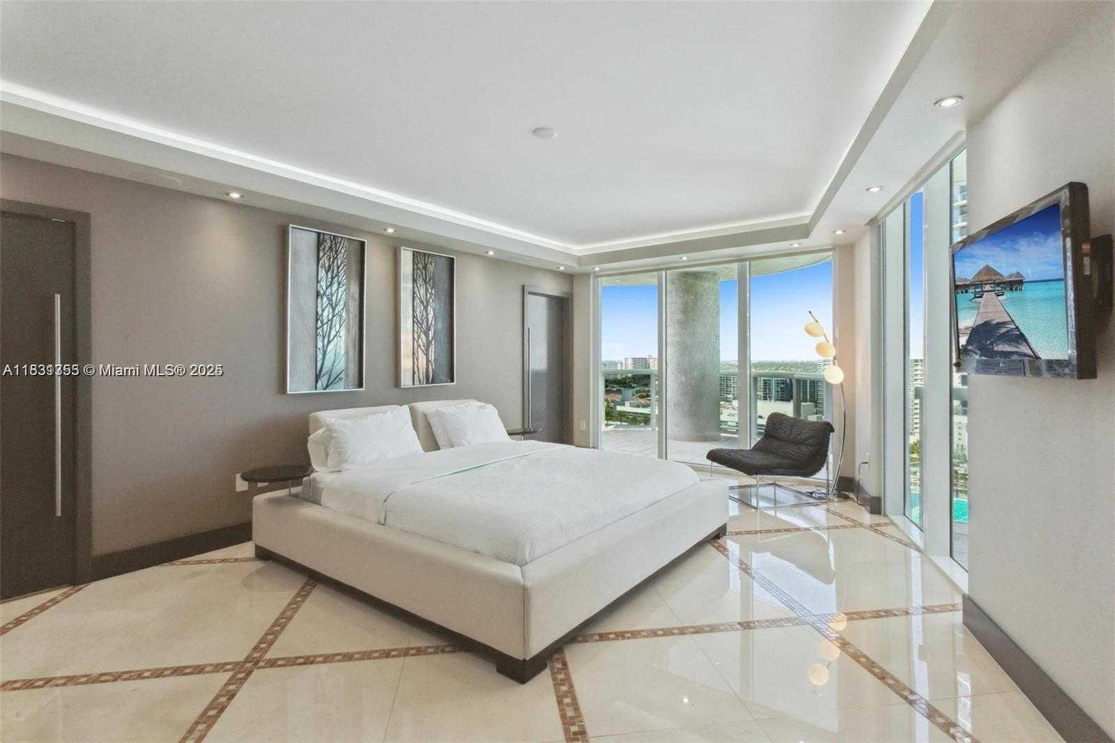 Small Image of 1800 SOUTH OCEAN DR #1810, Hallandale Beach Number 20