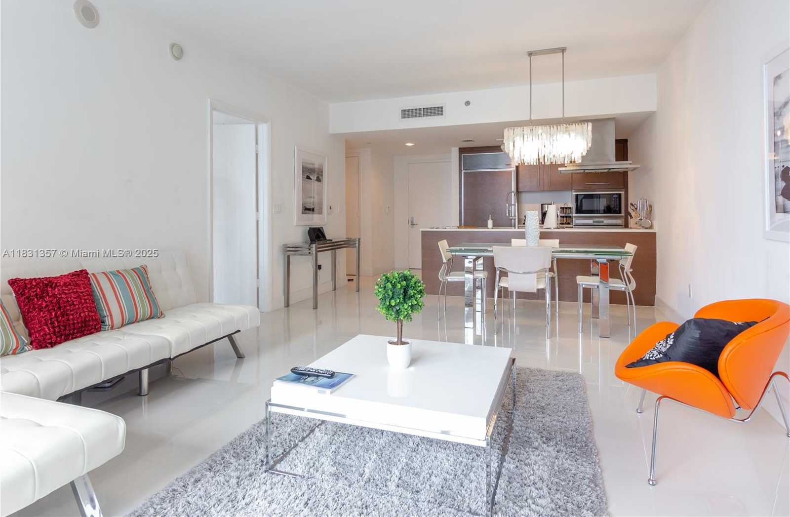 Small Image of 485 BRICKELL AVE #2006, Miami Number 15