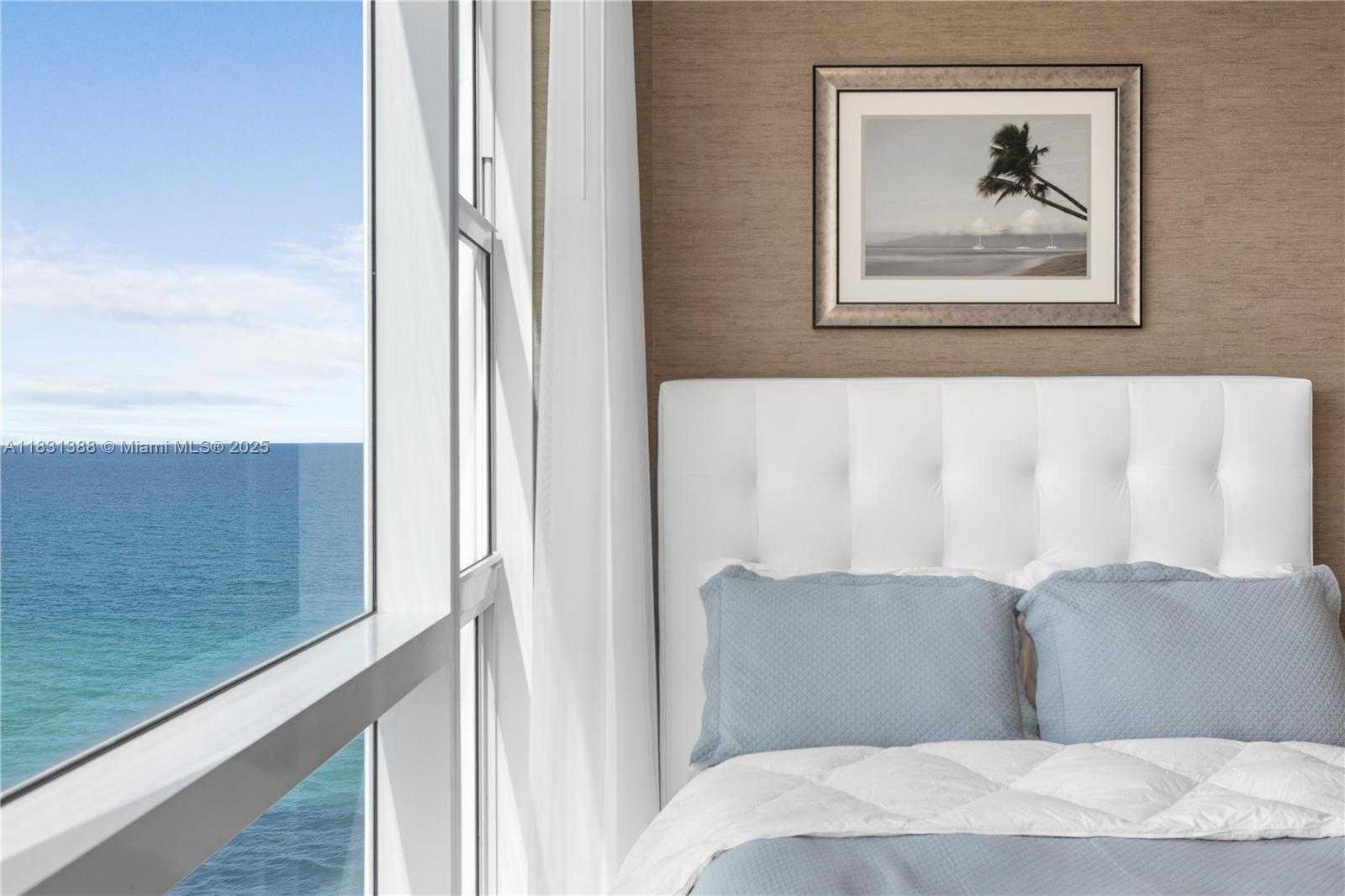Small Image of 6801 COLLINS AVE #PH05, Miami Beach Number 14