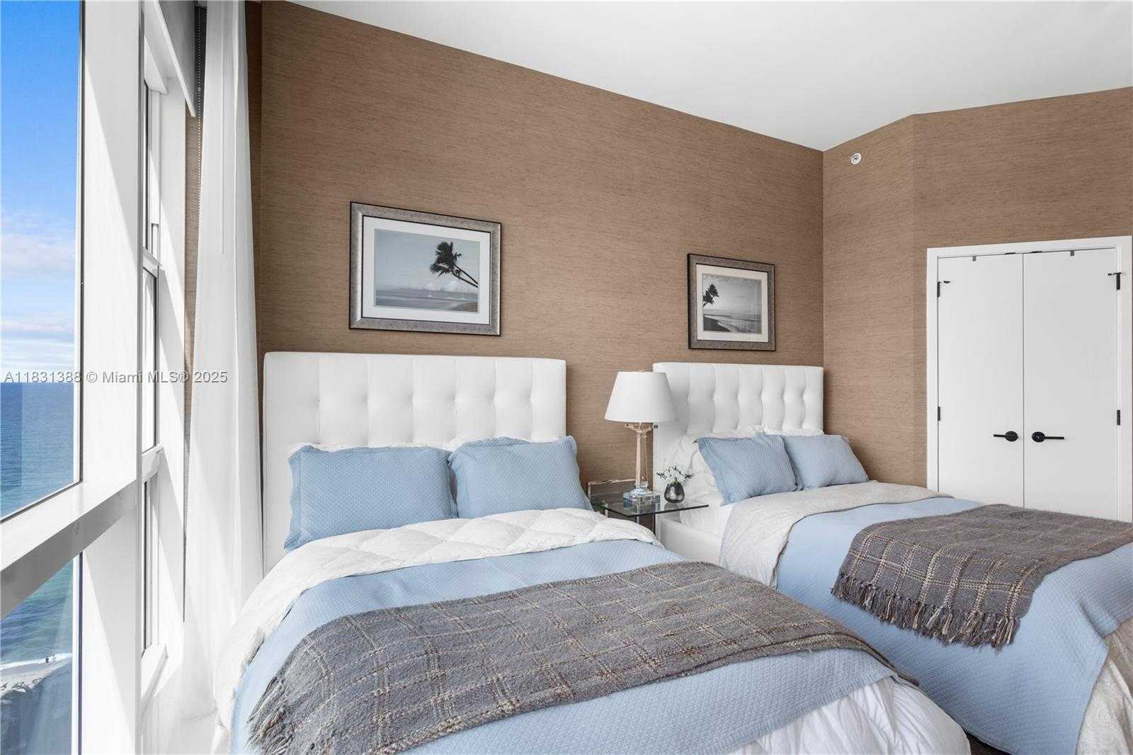 Small Image of 6801 COLLINS AVE #PH05, Miami Beach Number 15