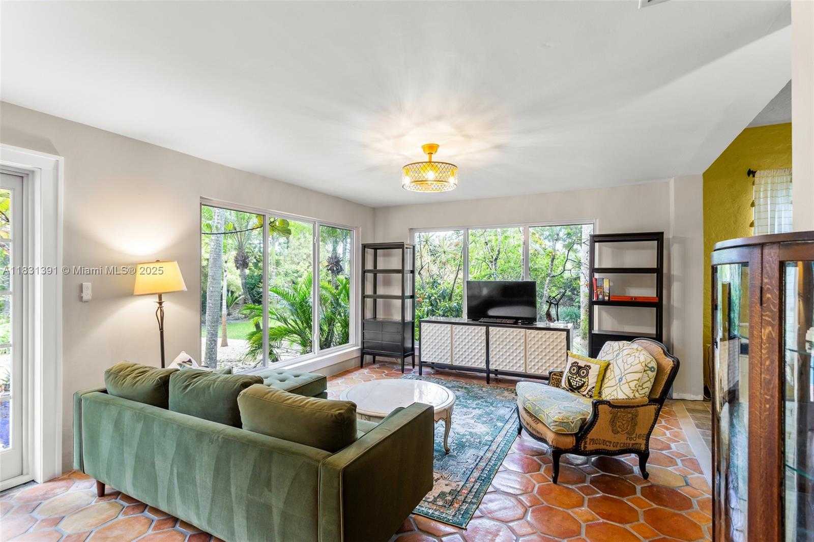 Small Image of 13599 OLD CUTLER RD, Pinecrest Number 13