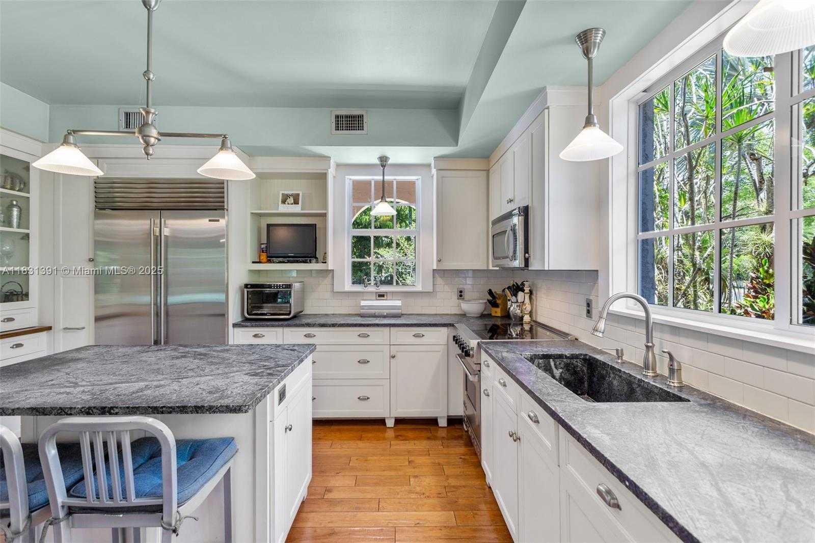 Small Image of 13599 OLD CUTLER RD, Pinecrest Number 23