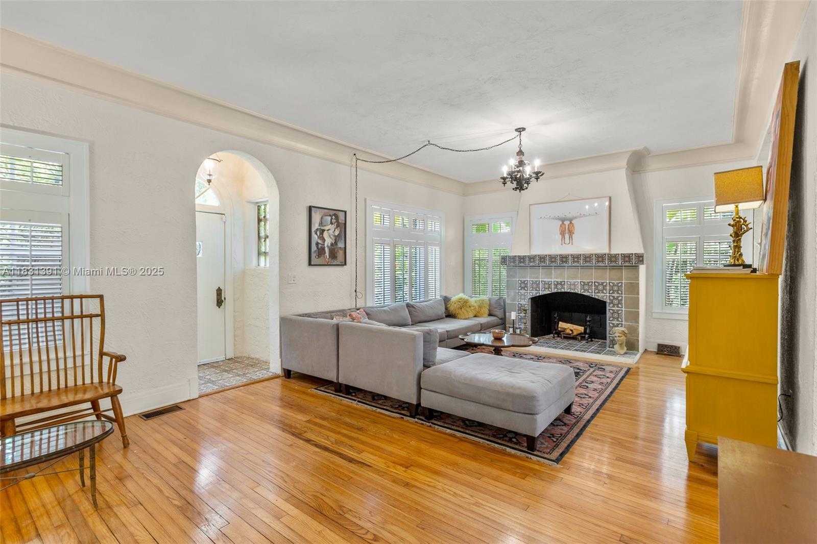 Small Image of 13599 OLD CUTLER RD, Pinecrest Number 24