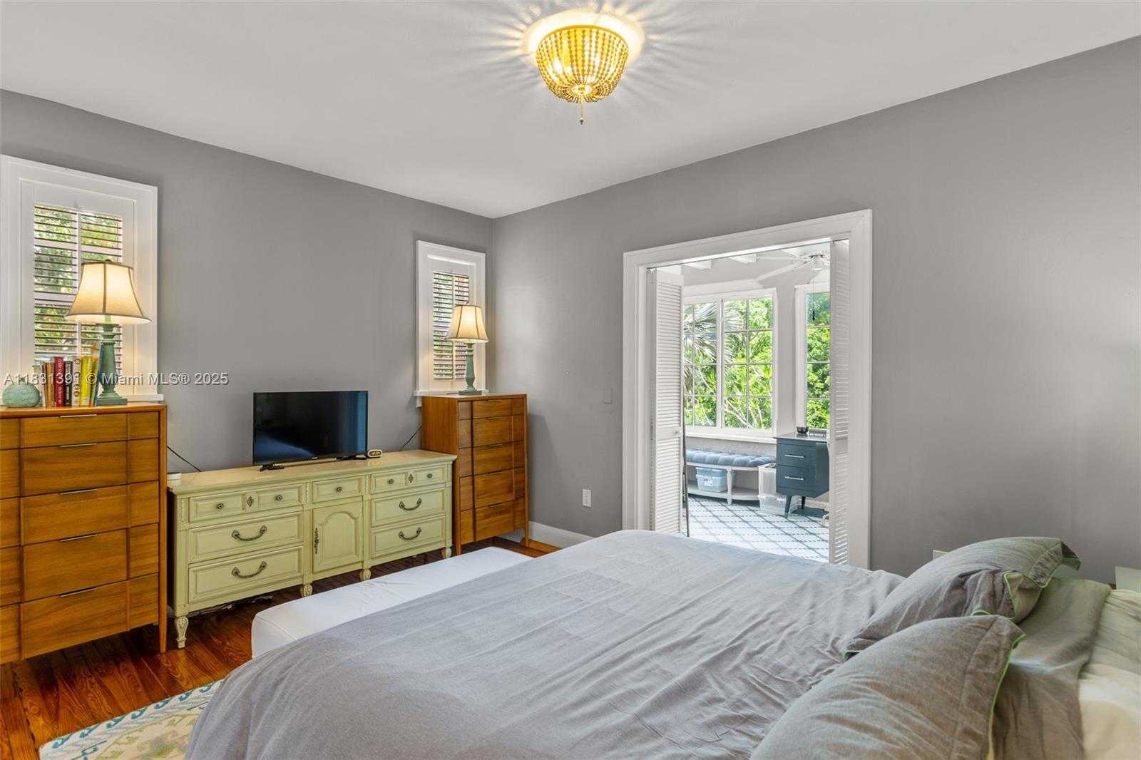 Small Image of 13599 OLD CUTLER RD, Pinecrest Number 32