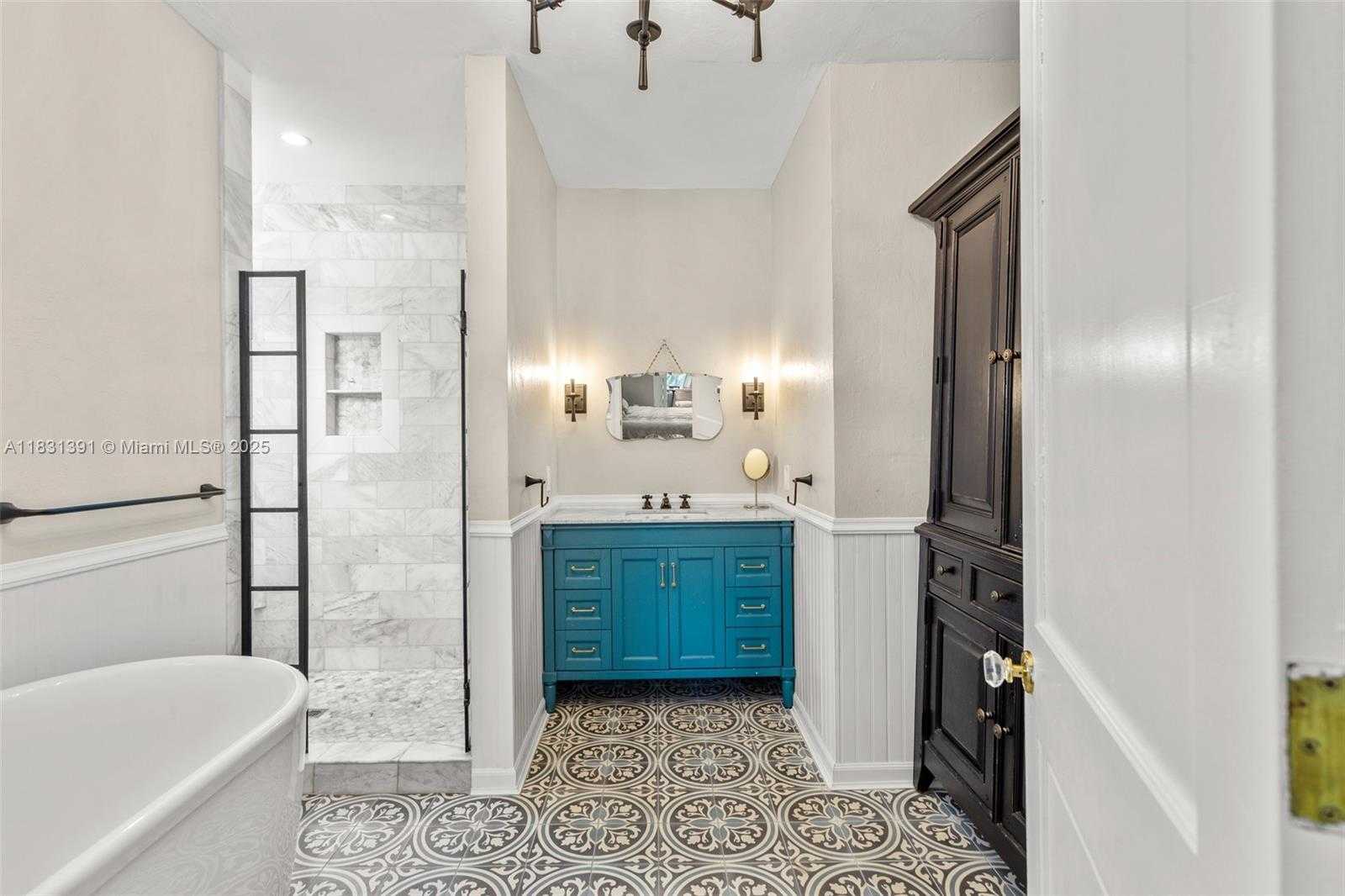 Small Image of 13599 OLD CUTLER RD, Pinecrest Number 36