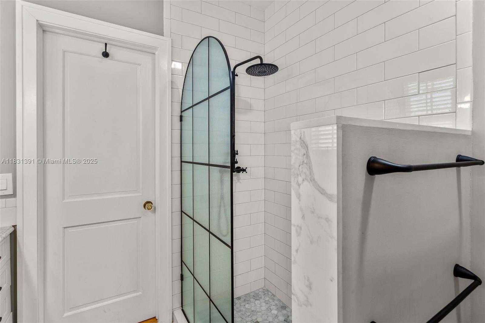 Small Image of 13599 OLD CUTLER RD, Pinecrest Number 43