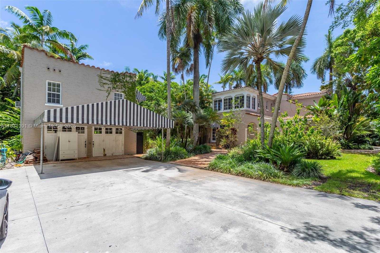 Small Image of 13599 OLD CUTLER RD, Pinecrest Number 56