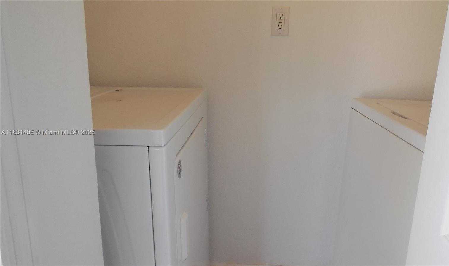 Small Image of 14045 SOUTH WEST 121ST PL #5-24, Miami Number 18