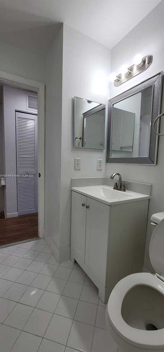 Small Image of 14045 SOUTH WEST 121ST PL #5-24, Miami Number 32