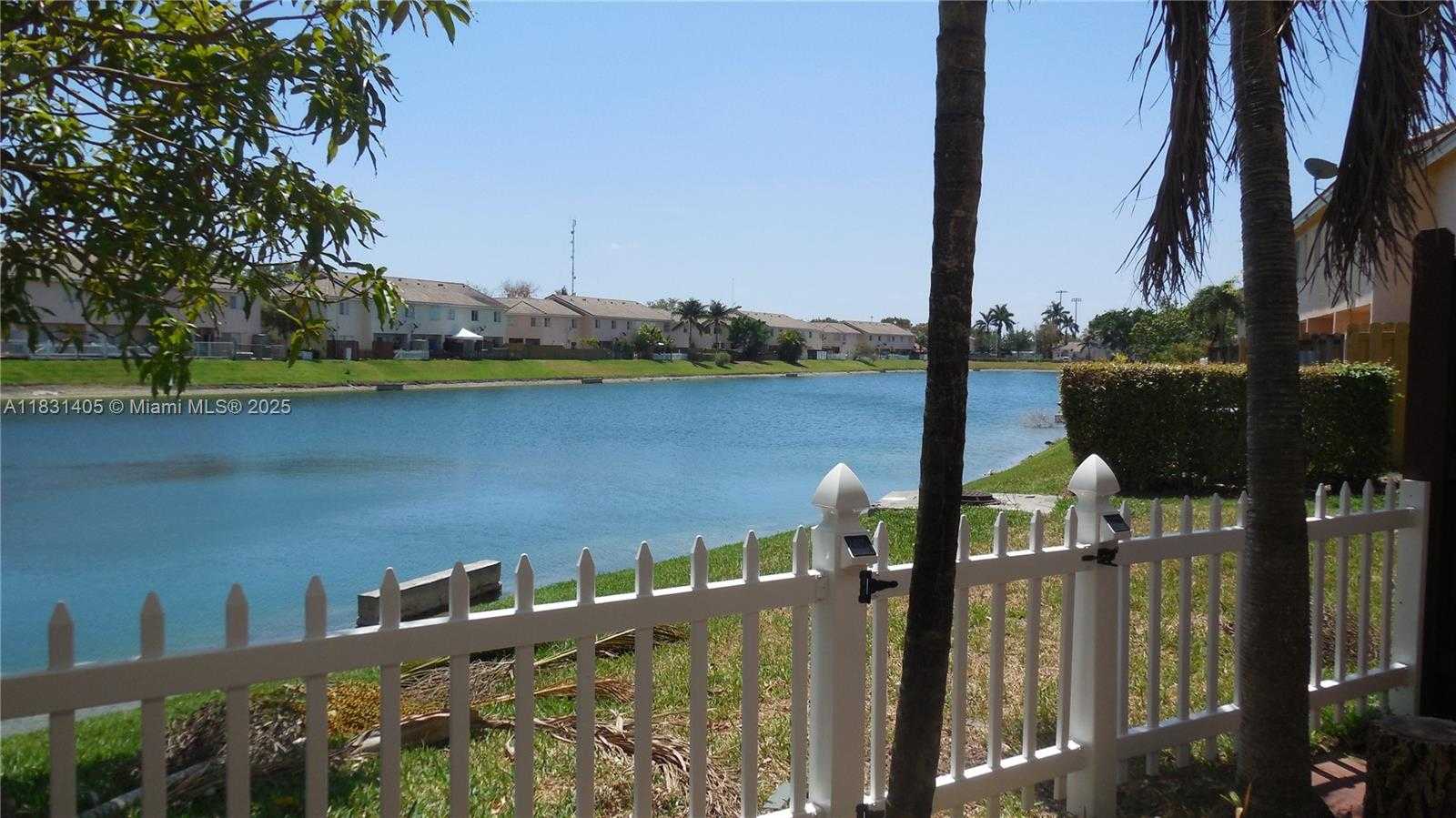 Small Image of 14045 SOUTH WEST 121ST PL #5-24, Miami Number 7