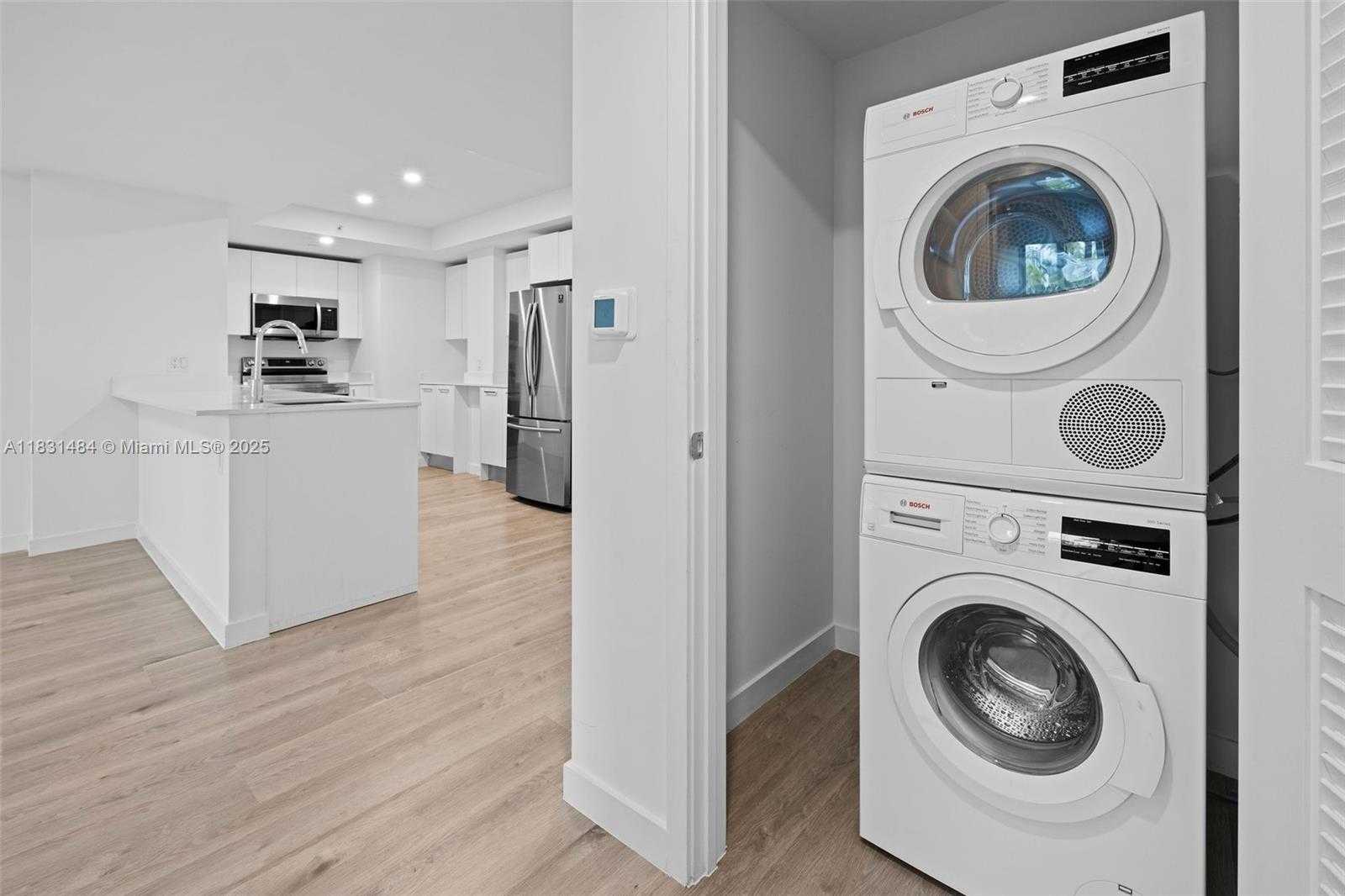 Small Image of 1500 BAY RD #N-0111, Miami Beach Number 11