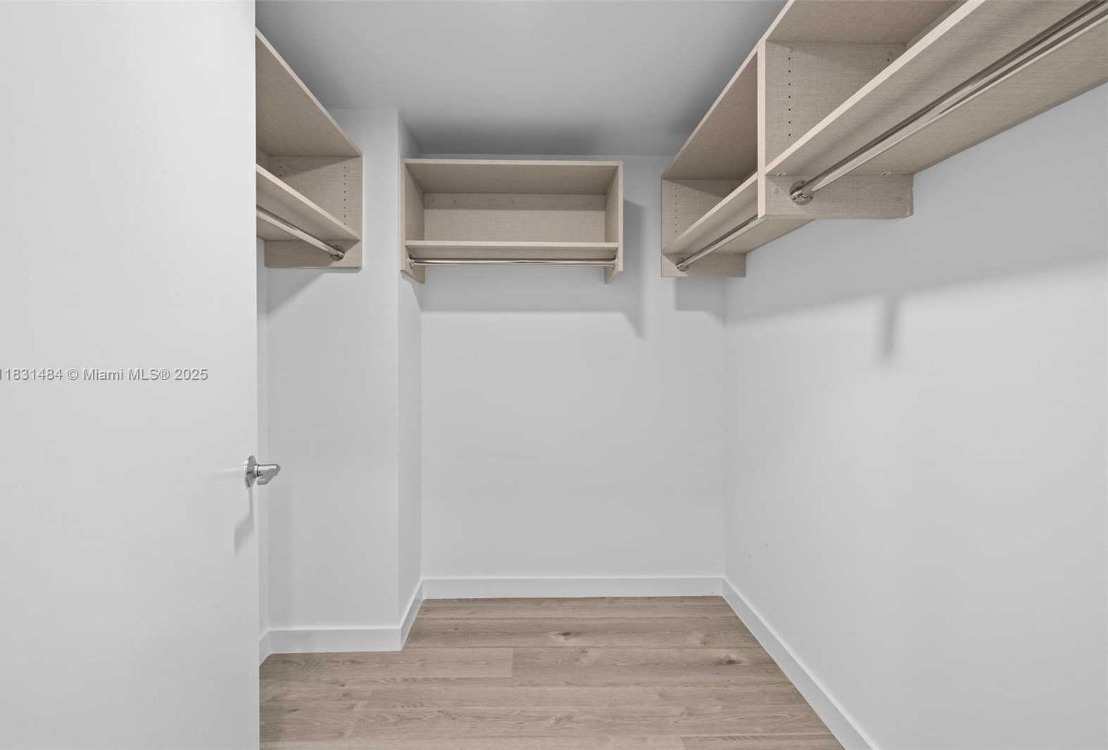 Small Image of 1500 BAY RD #N-0111, Miami Beach Number 25