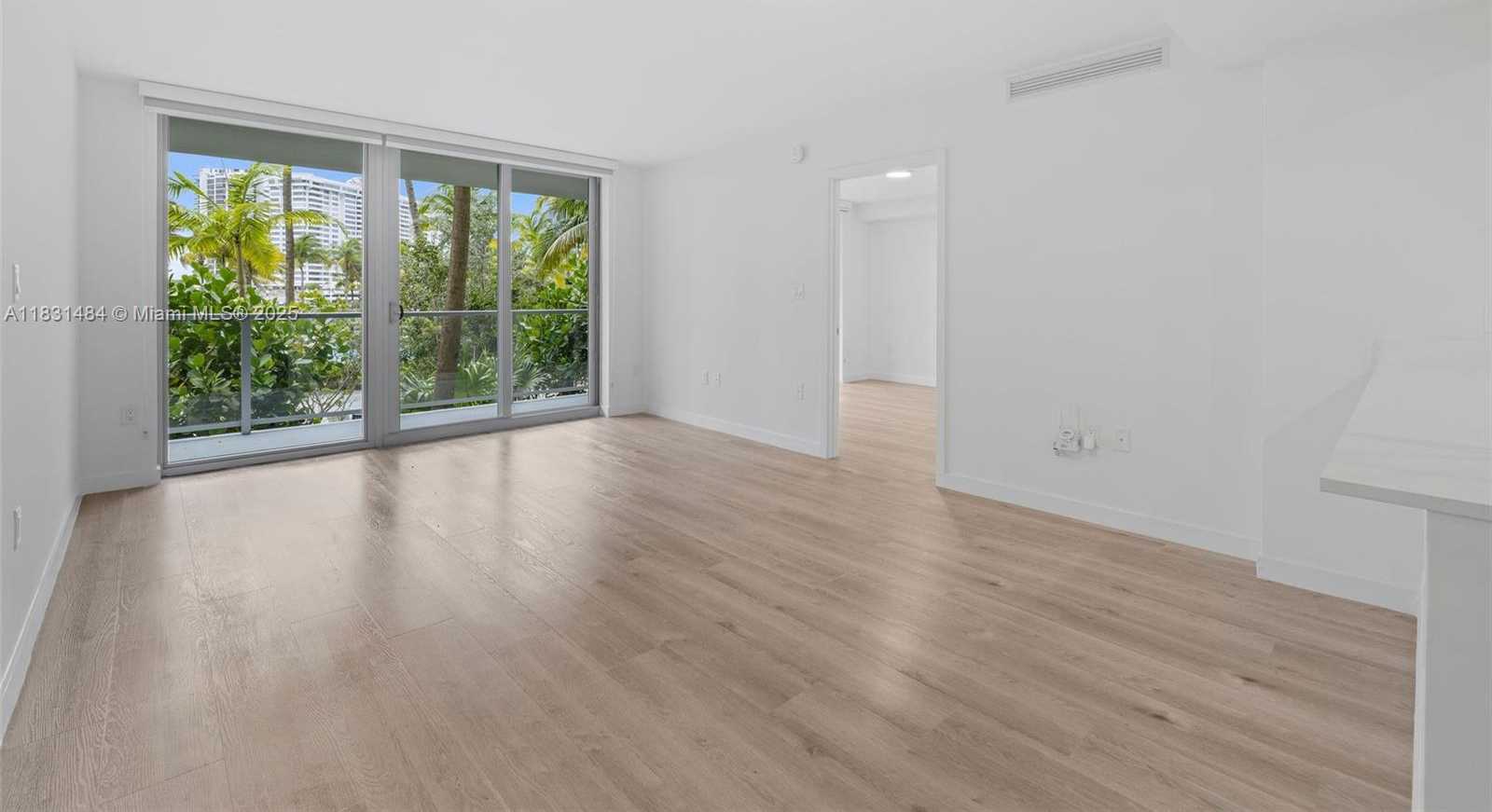 Small Image of 1500 BAY RD #N-0111, Miami Beach Number 6
