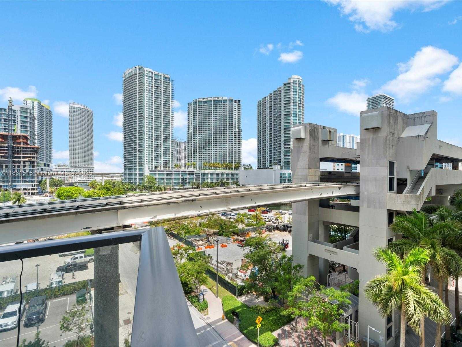 Small Image of 31 SOUTH EAST 6TH ST #802, Miami Number 36
