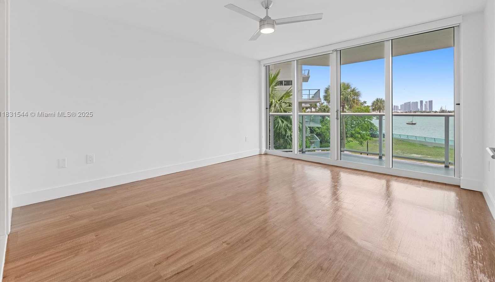 Small Image of 1500 BAY RD #G-0302, Miami Beach Number 17