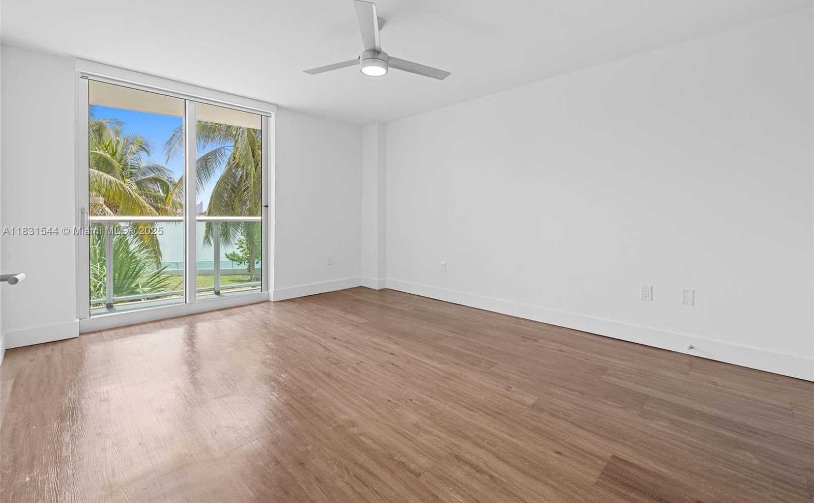 Small Image of 1500 BAY RD #G-0302, Miami Beach Number 25