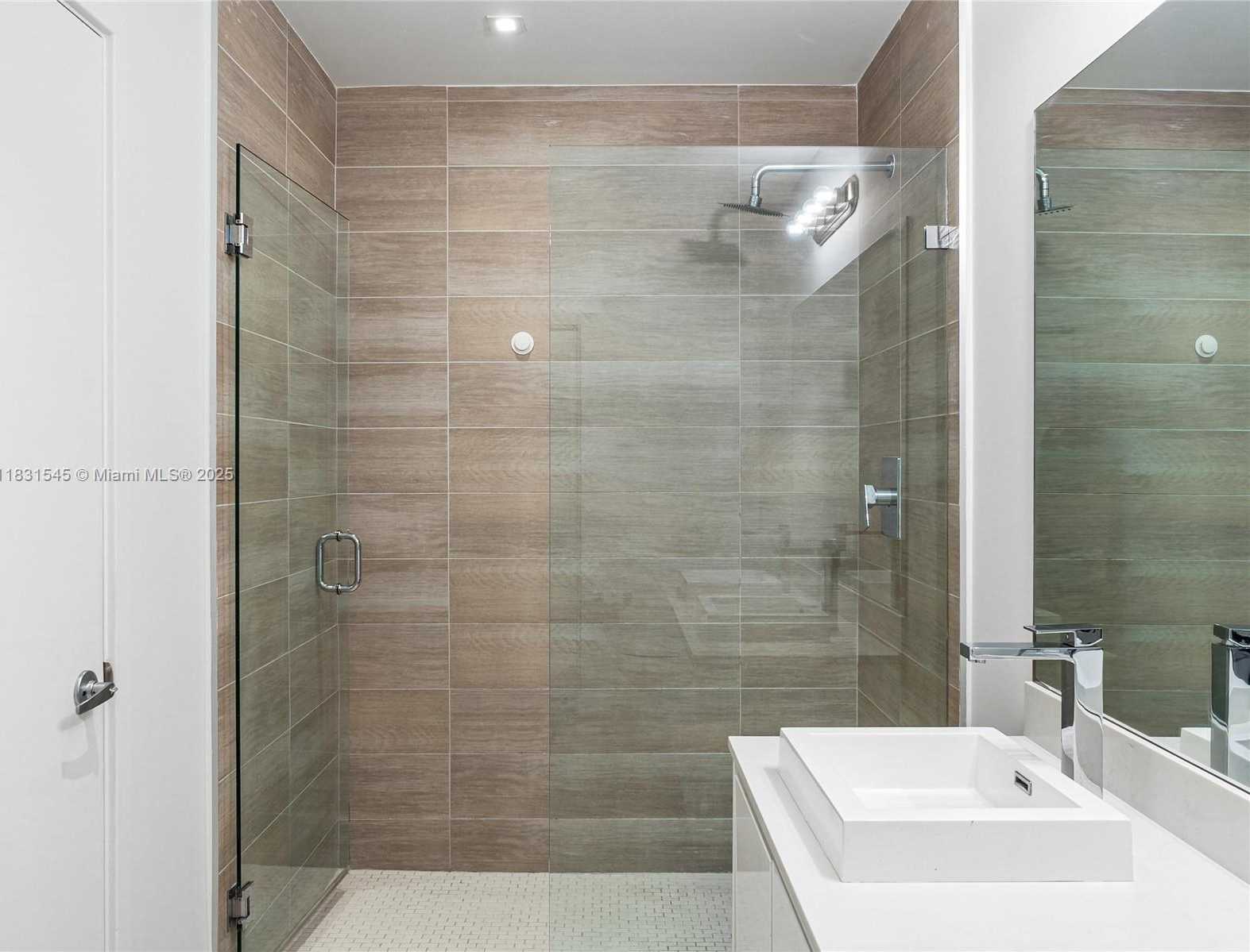 Small Image of 1600 SOUTH WEST 1ST AVE #1210, Miami Number 13
