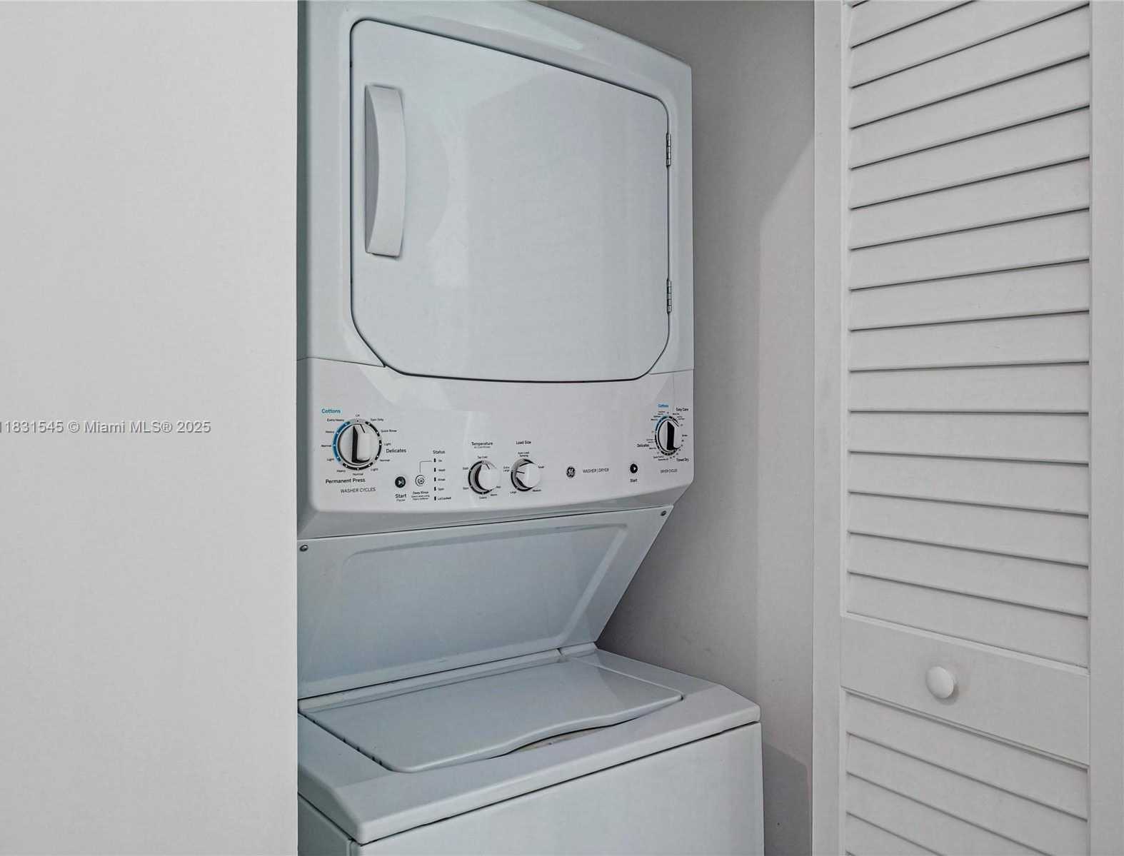 Small Image of 1600 SOUTH WEST 1ST AVE #1210, Miami Number 25