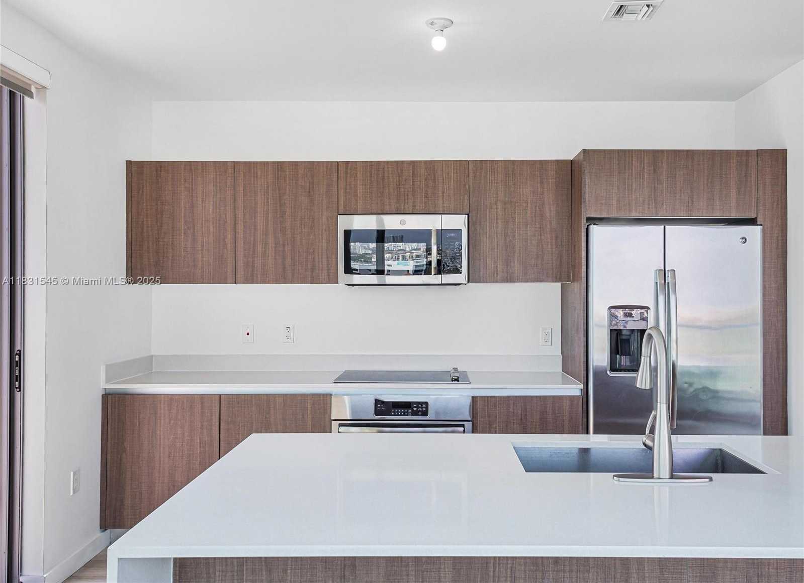 Small Image of 1600 SOUTH WEST 1ST AVE #1210, Miami Number 4