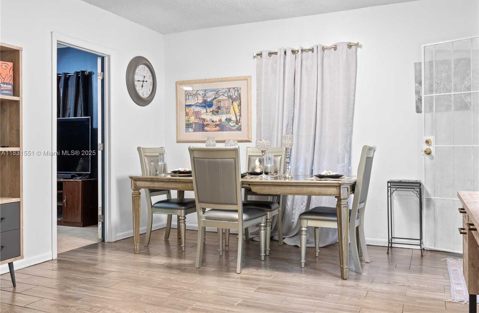 Small Image of 600 NORTH WEST 99TH ST #A, Miami Number 10