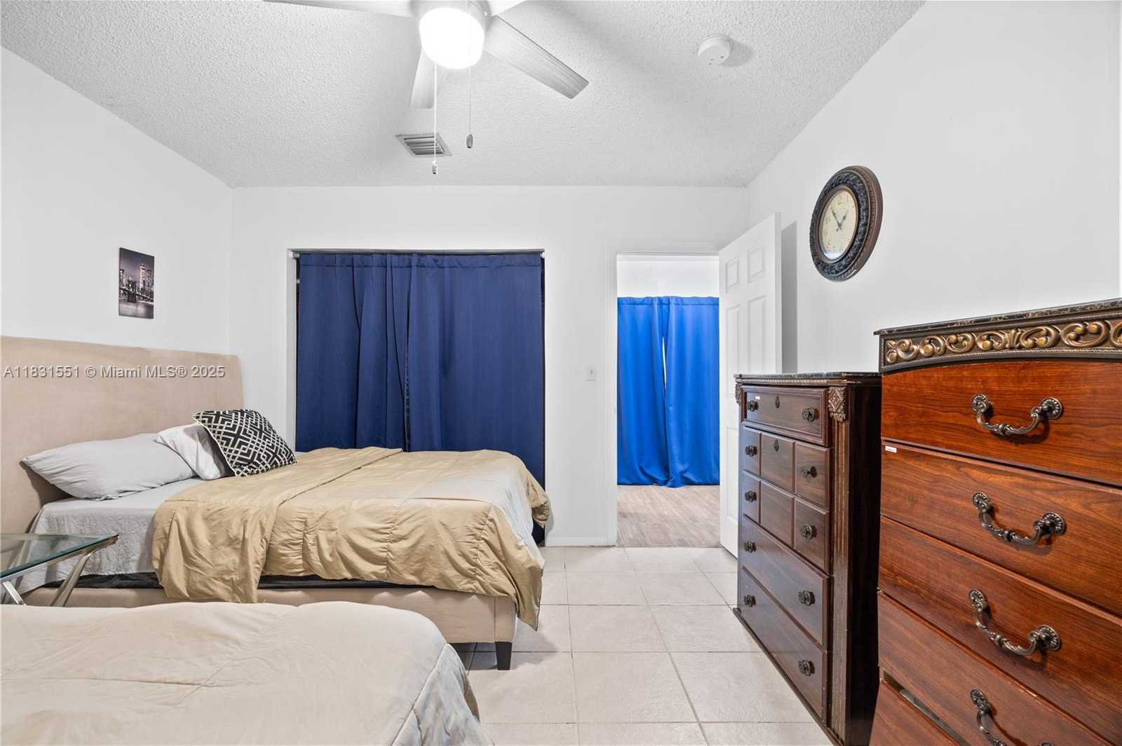 Small Image of 600 NORTH WEST 99TH ST #A, Miami Number 16