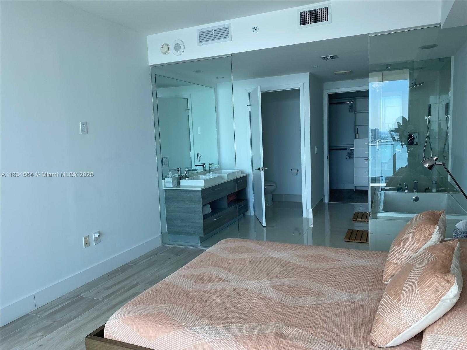 Small Image of 650 NORTH EAST 32ND ST #2305, Miami Number 6