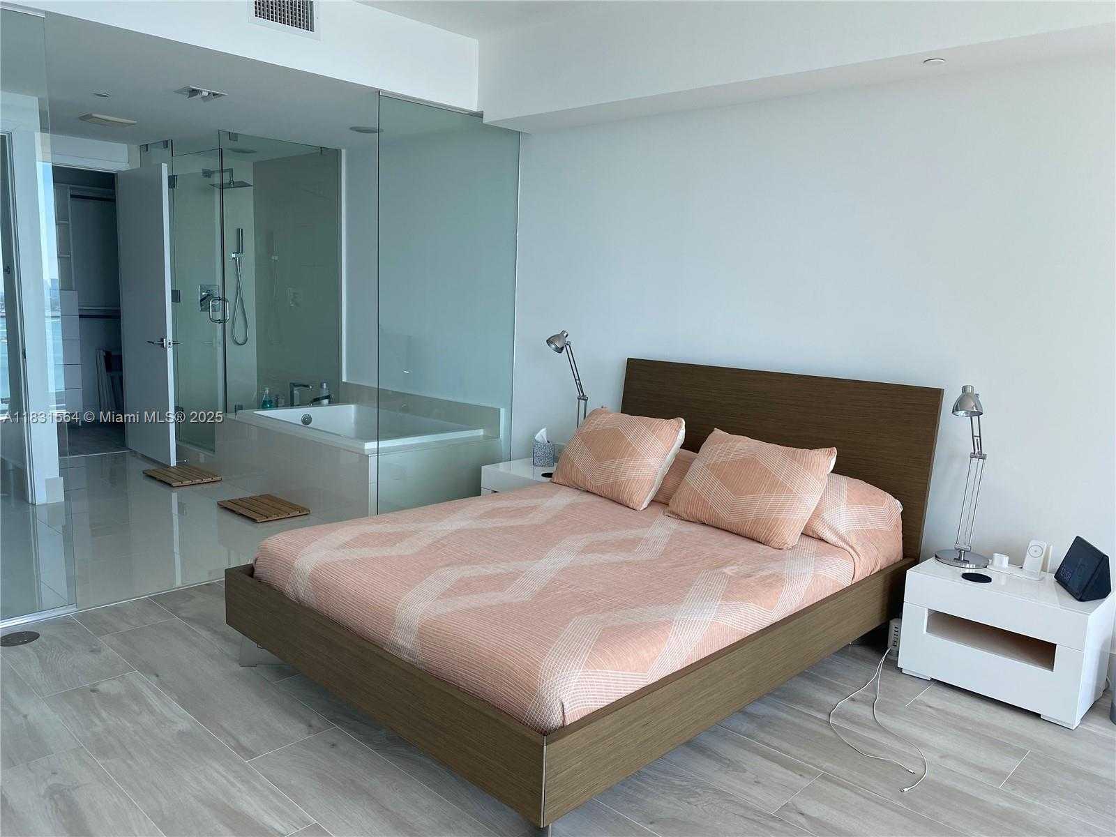 Small Image of 650 NORTH EAST 32ND ST #2305, Miami Number 7