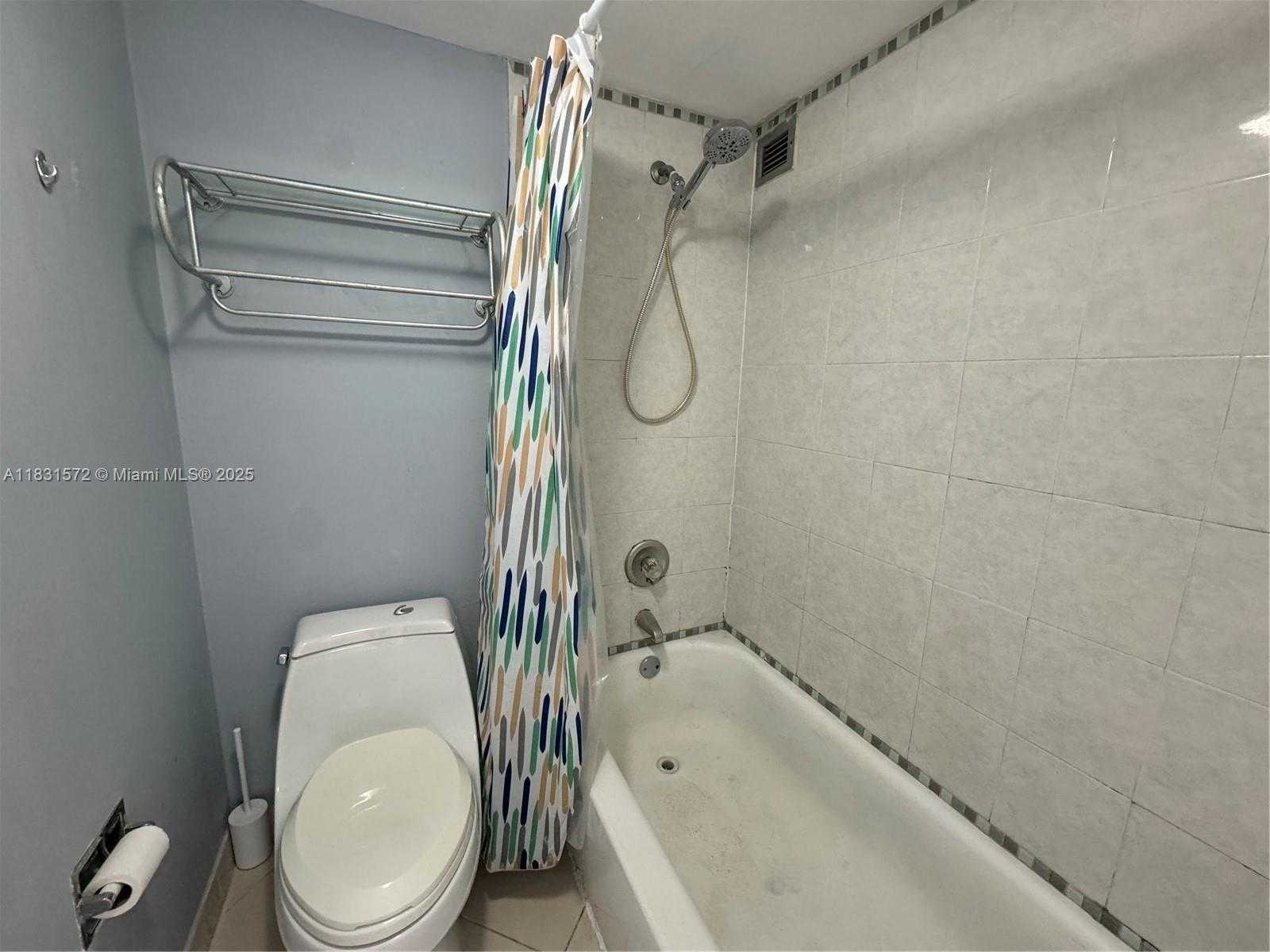 Small Image of 16909 NORTH BAY RD #714, Sunny Isles Beach Number 11