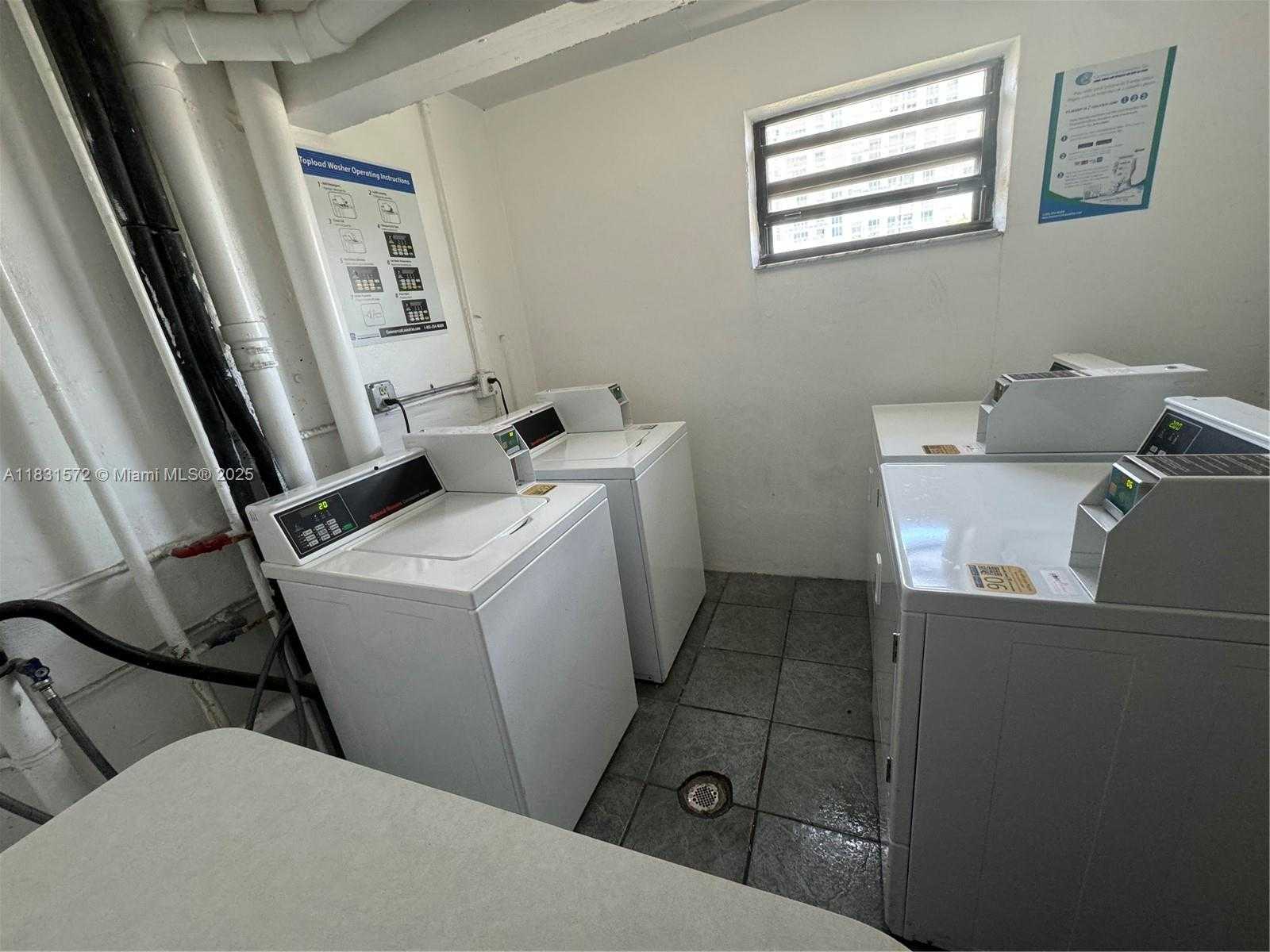 Small Image of 16909 NORTH BAY RD #714, Sunny Isles Beach Number 17
