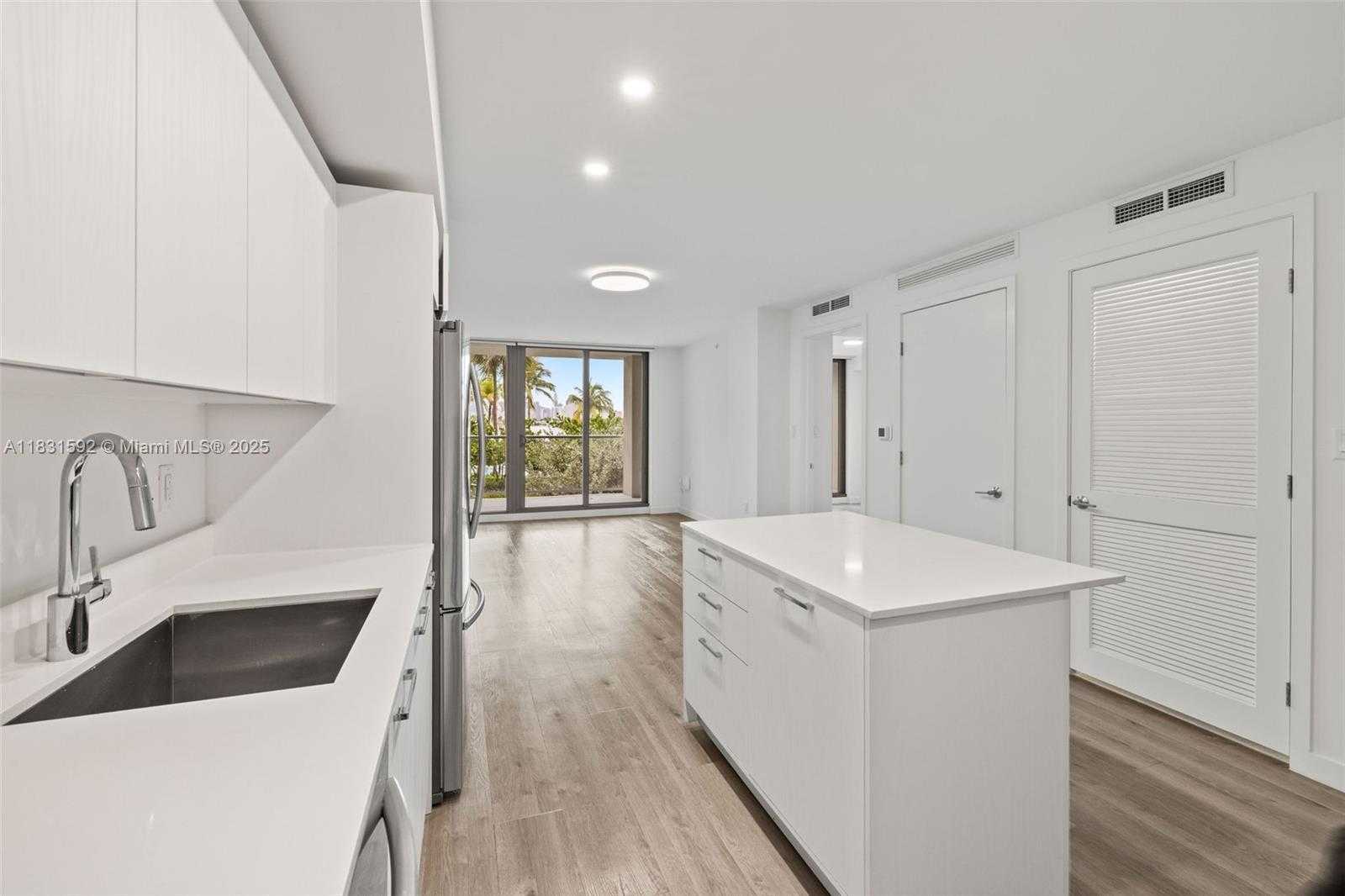 Small Image of 1500 BAY RD #N-0103, Miami Beach Number 13