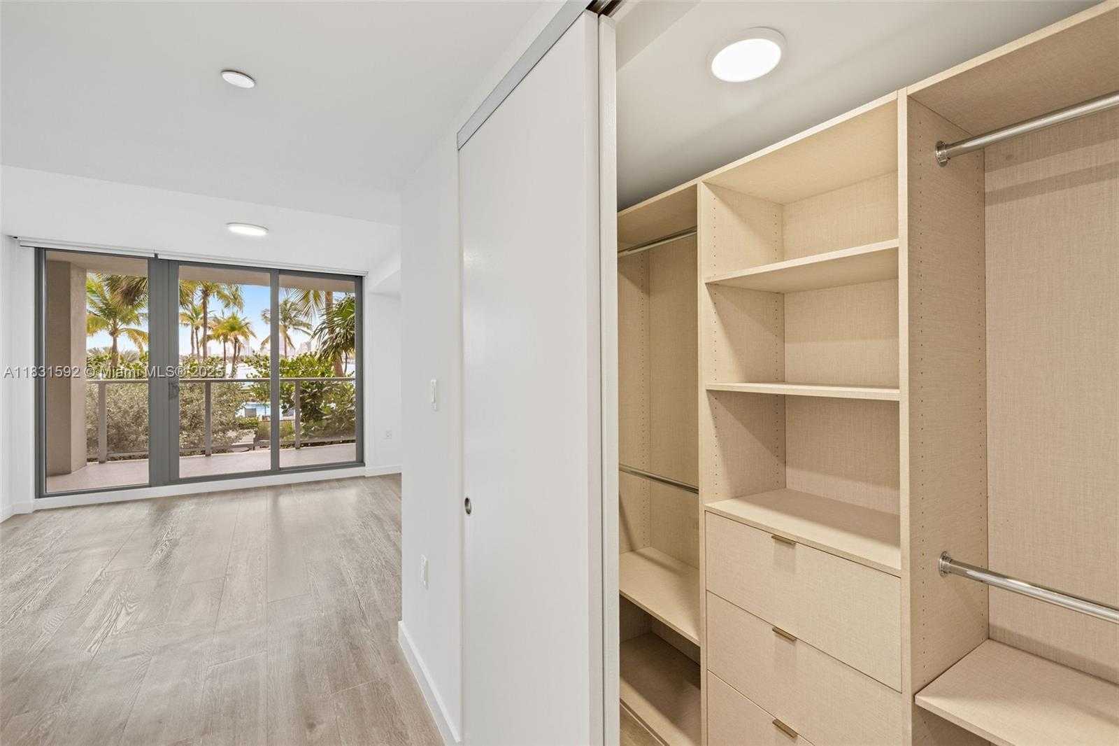 Small Image of 1500 BAY RD #N-0103, Miami Beach Number 22