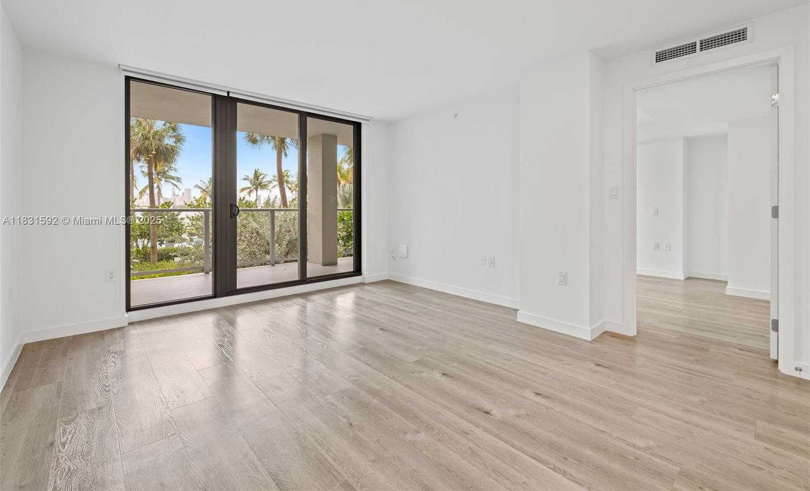 Small Image of 1500 BAY RD #N-0103, Miami Beach Number 6