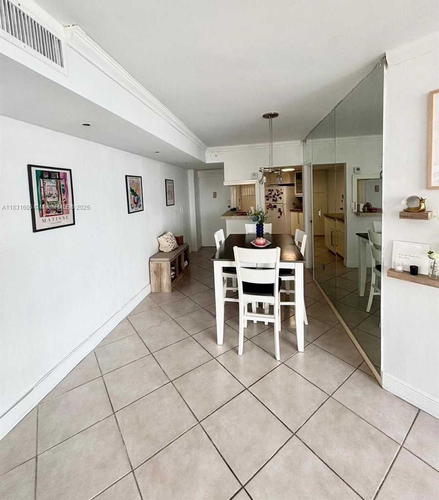 Small Image of 999 BRICKELL BAY DR #1002, Miami Number 24