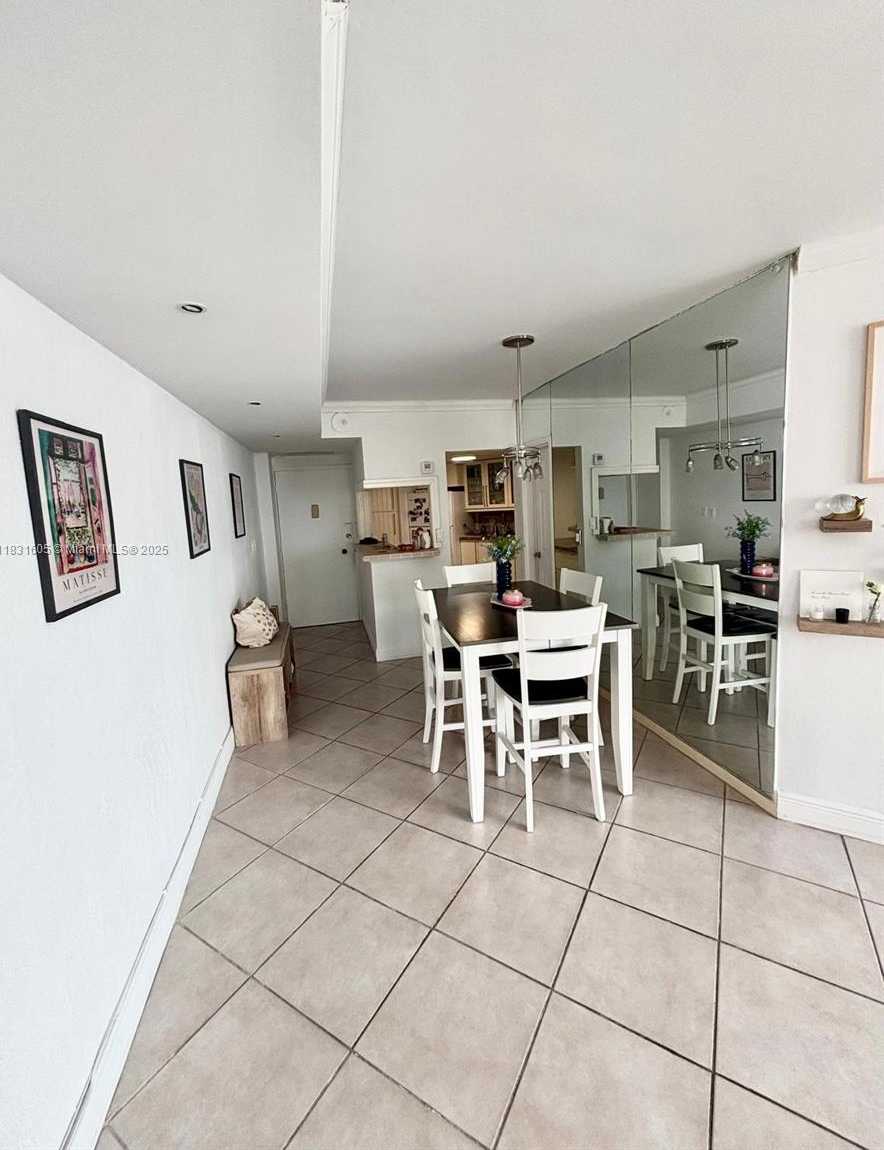 Small Image of 999 BRICKELL BAY DR #1002, Miami Number 25