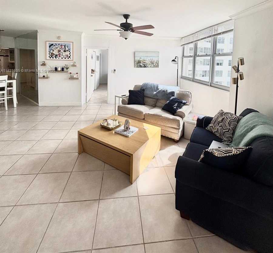 Small Image of 999 BRICKELL BAY DR #1002, Miami Number 28