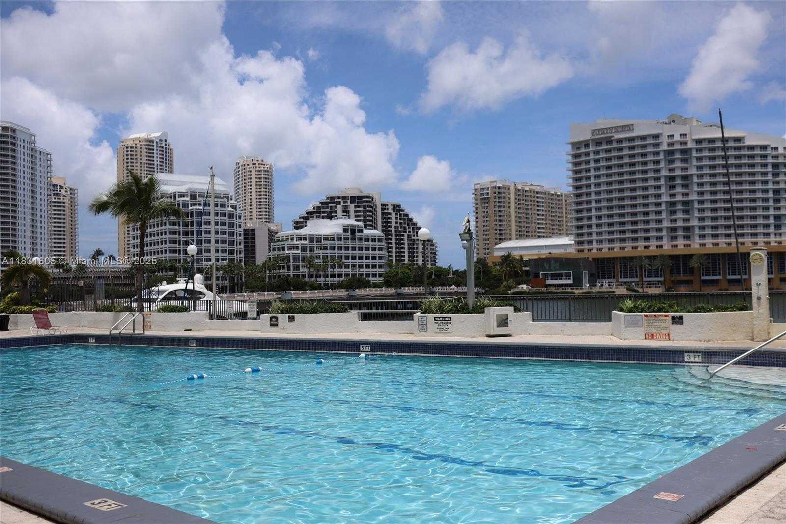 Small Image of 999 BRICKELL BAY DR #1002, Miami Number 56