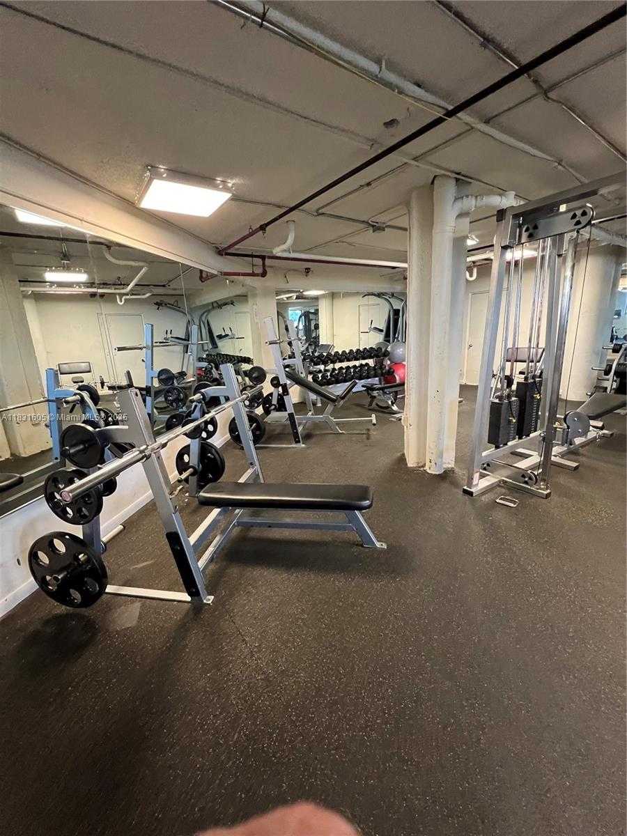 Small Image of 999 BRICKELL BAY DR #1002, Miami Number 60