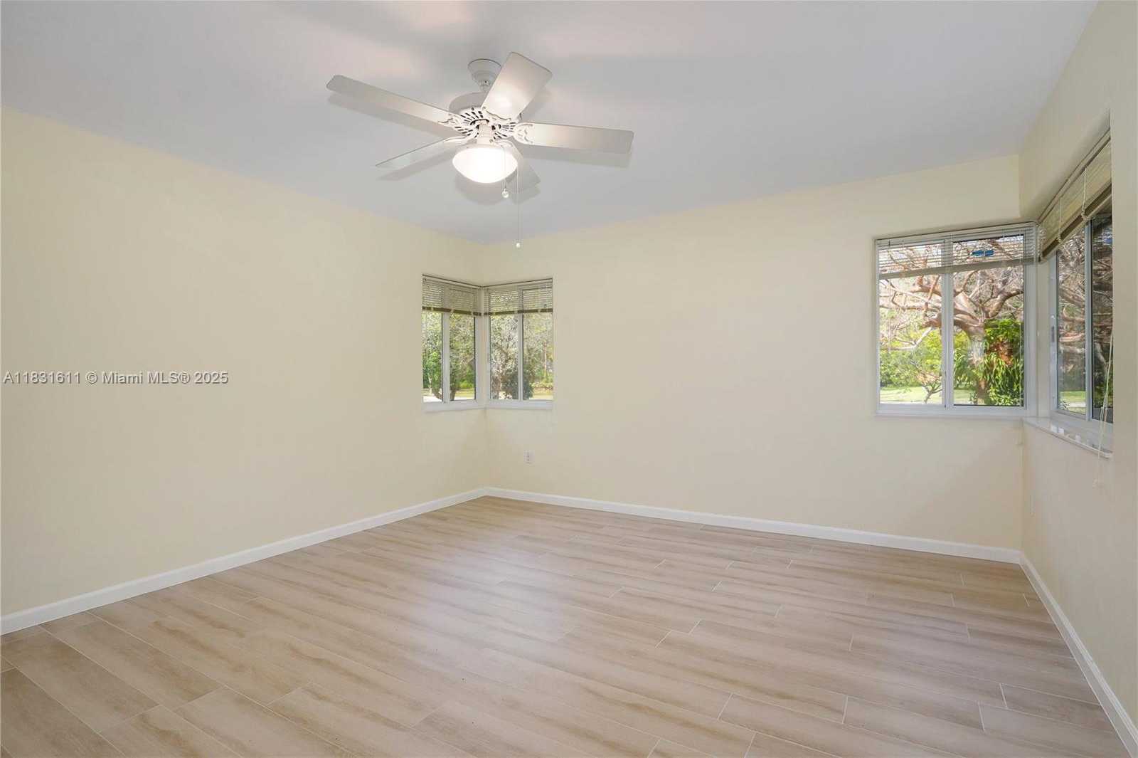 Small Image of 12501 MOSS RANCH RD, Pinecrest Number 10