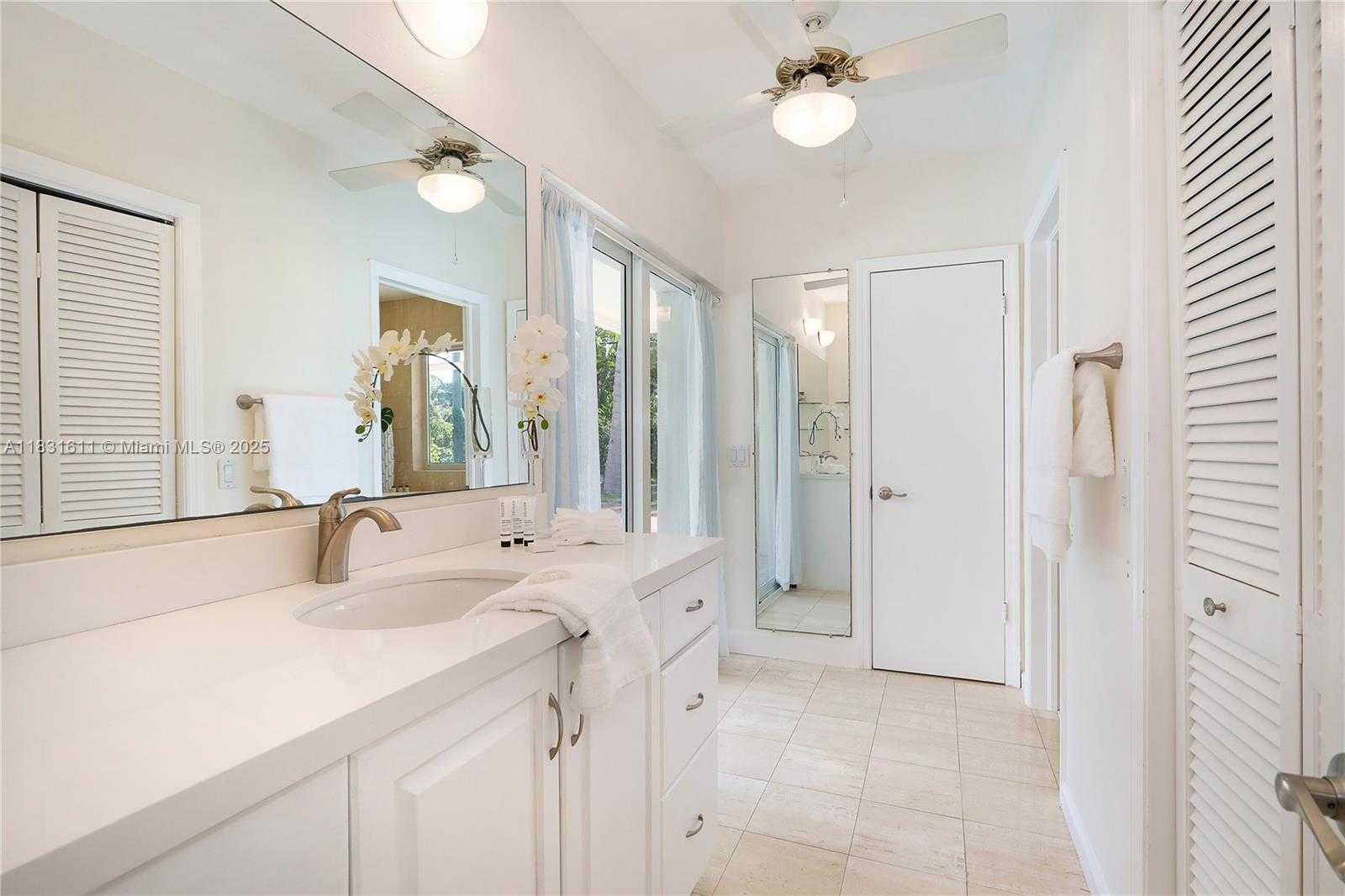 Small Image of 12501 MOSS RANCH RD, Pinecrest Number 5