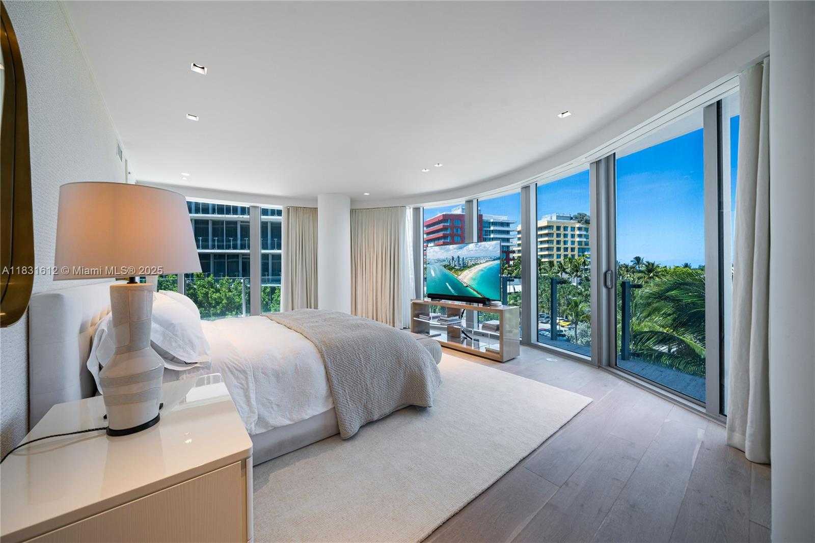 Small Image of 1 COLLINS AVE #406, Miami Beach Number 19