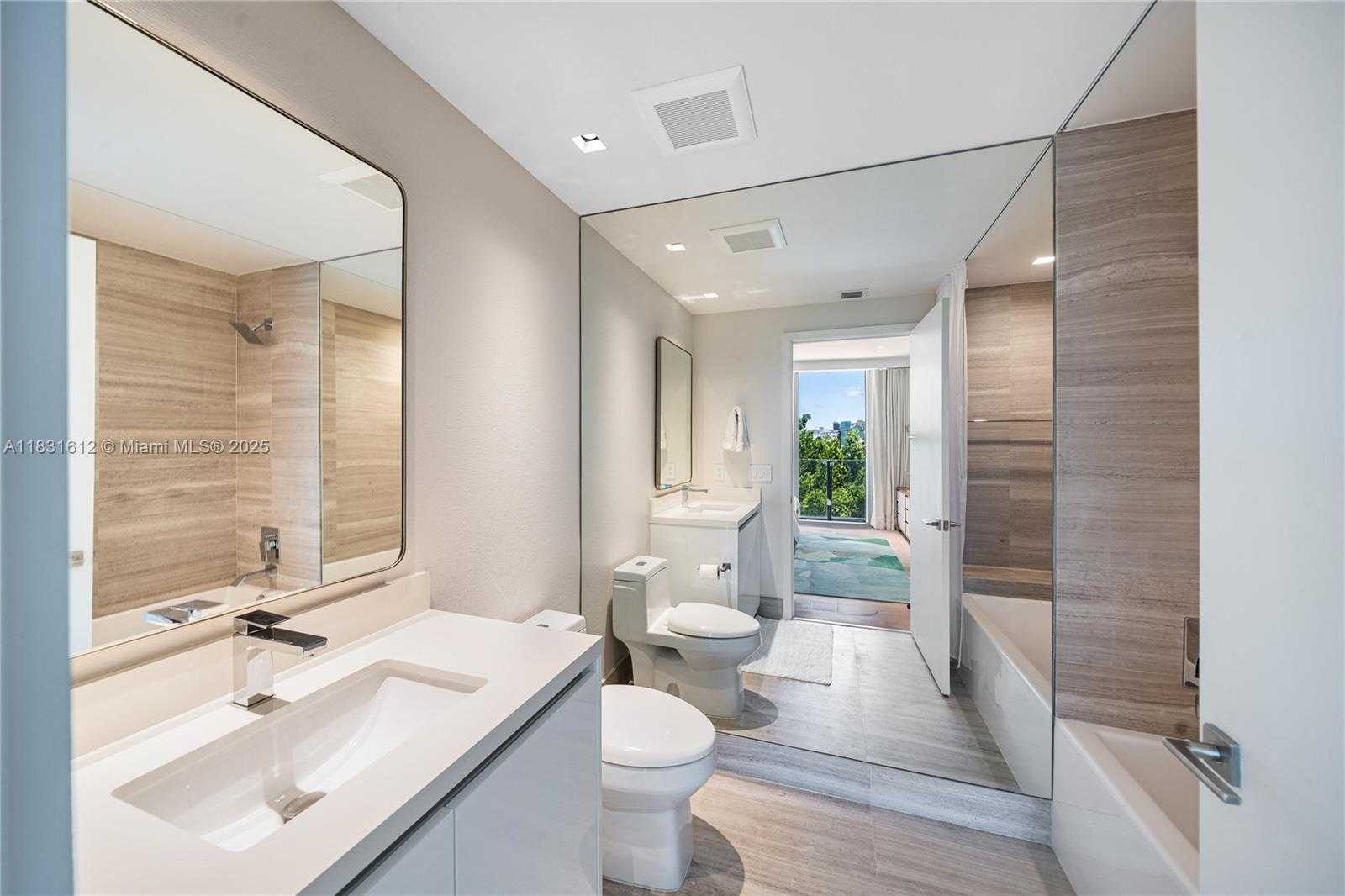 Small Image of 1 COLLINS AVE #406, Miami Beach Number 29