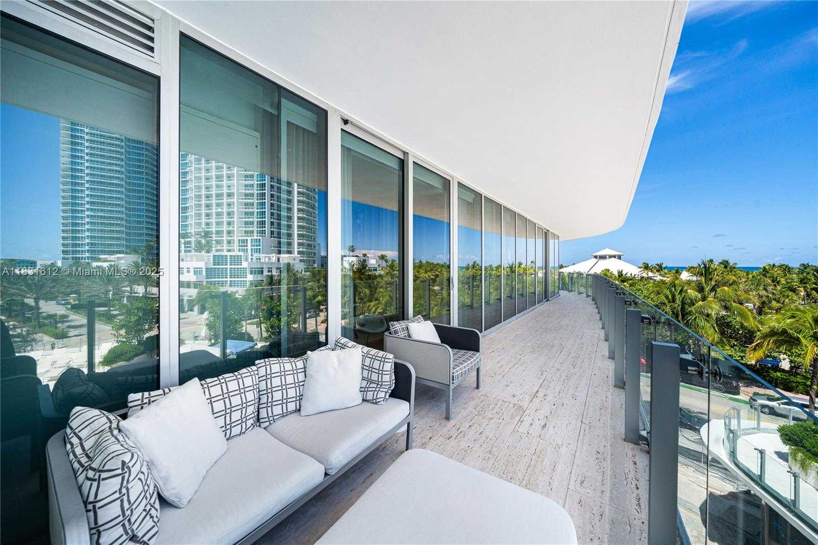 Small Image of 1 COLLINS AVE #406, Miami Beach Number 34